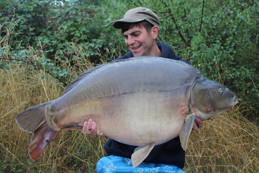 Luke with 'The Northerner' at 40lb 4oz