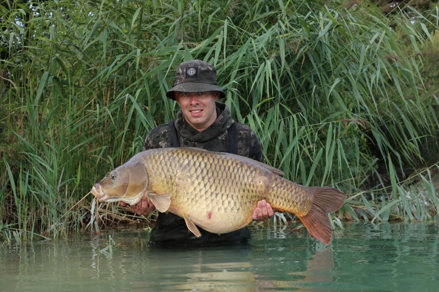 Tom Hawthorne, 46lb, The Beach, 02/08/2025