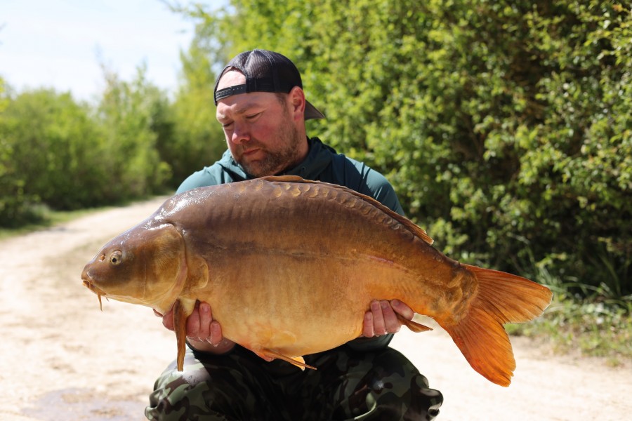 Dan Nelson - Tea Party 1 - 38lb - 18/04/2026