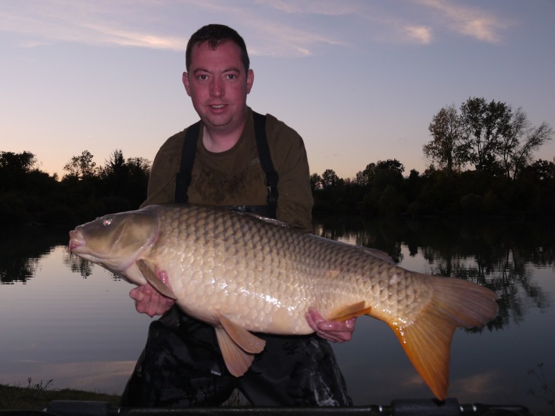 Bullet with 'Lee's Common' 39lb 14oz