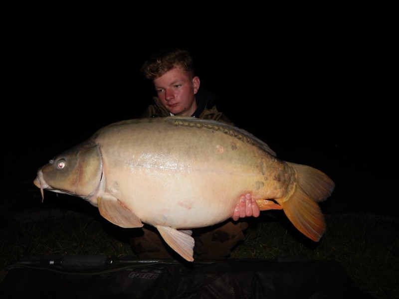 mick with a 32.8lb mirror