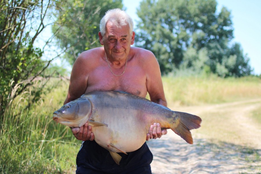 Roy with 'chunky' at 39lb