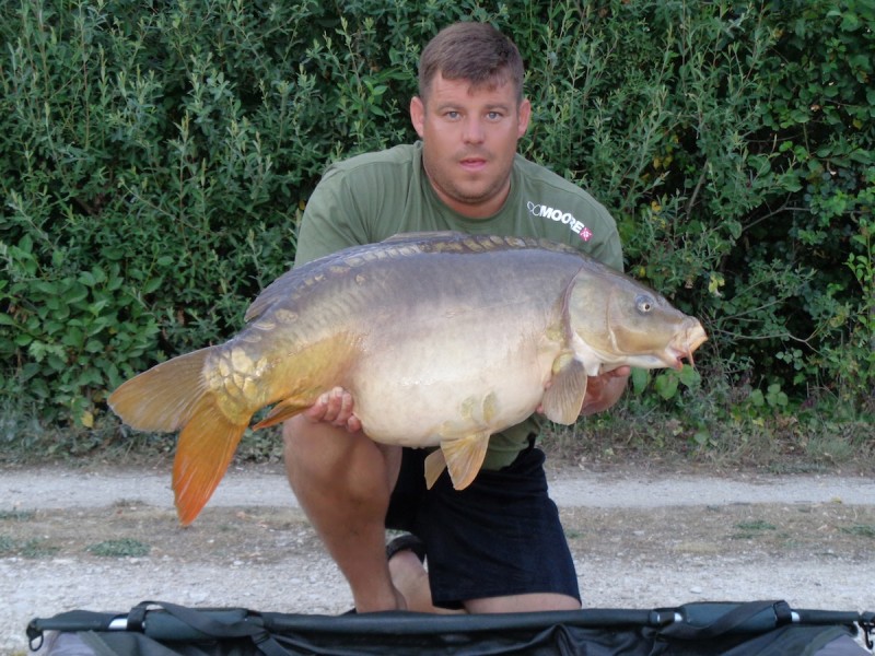 Paul with 'Shankx' 42lb12oz from Decoy