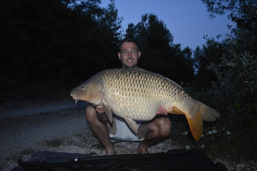 oliver marshall with a 38lb common