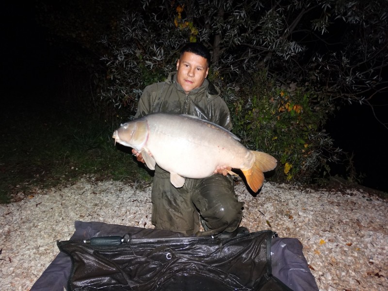 Calum with 'The Harrier' first time over 40lb, 42.00lbs mirror