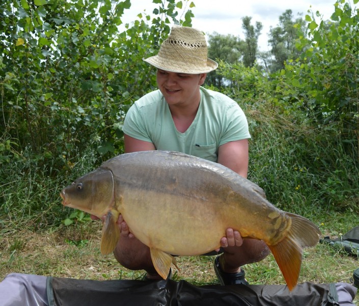 Mateusz with a 29lbs mirror