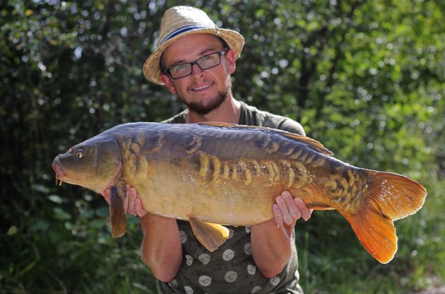 Cracking low 20lb fish for Neil