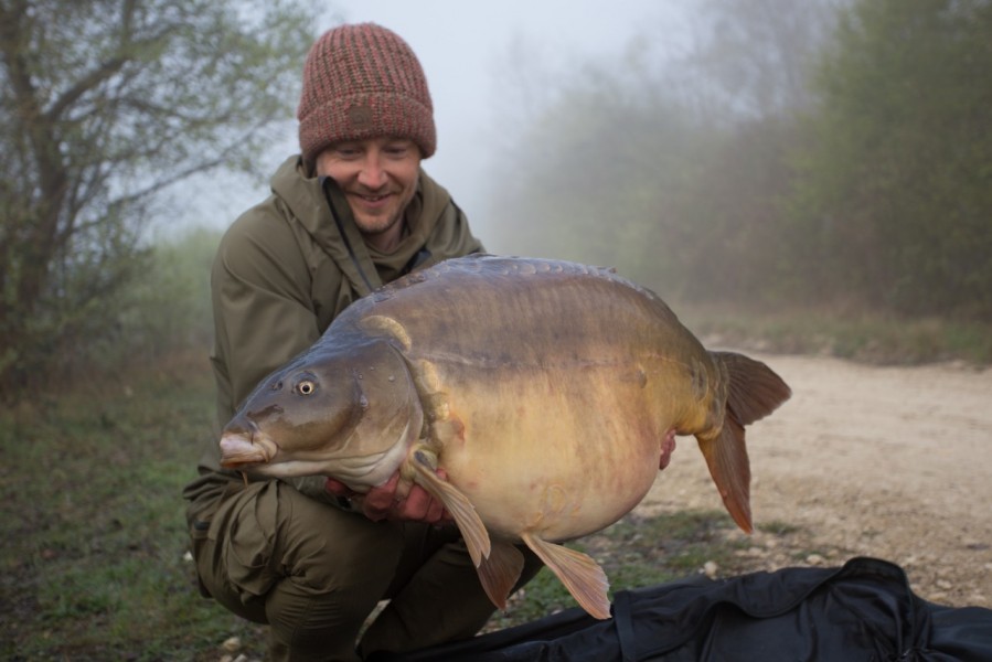 What an amazing end to the week, Arjan with a 48lb 4oz Mirror from Tea Party 1