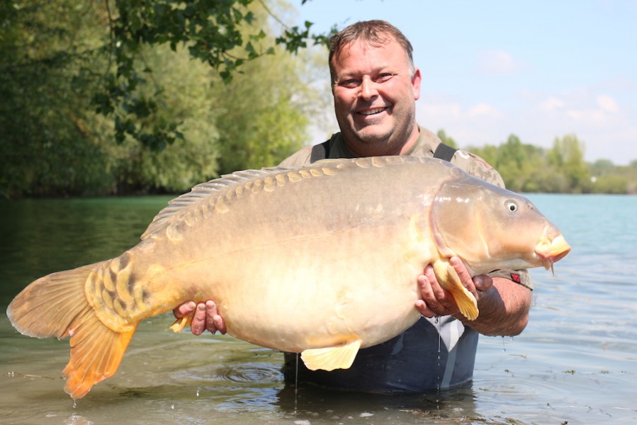 Dave Evans with Amstel at 50lb 4oz from Tea Party 1 29.04.17
