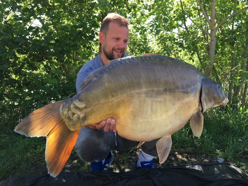 Dave with a 44lb mirror from T1