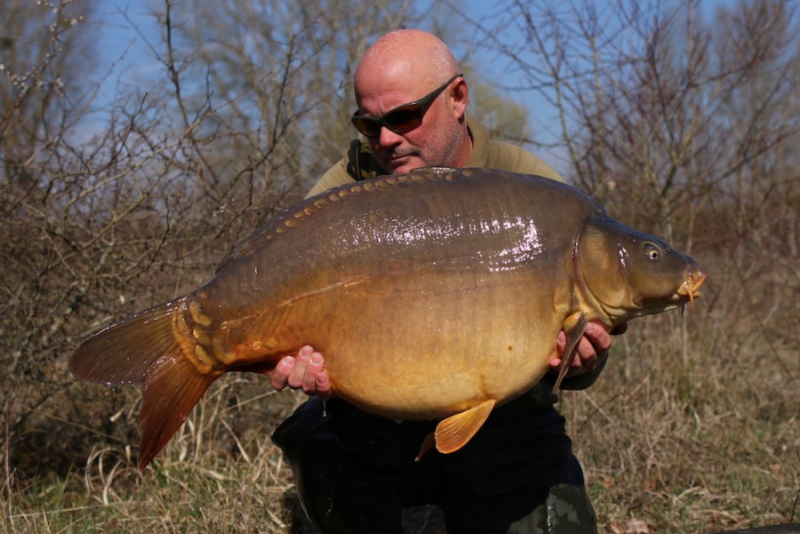 Steve French with Stormin Norman @ 45lb 8oz from The Poo 23/03/19