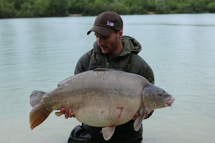 Luke Carrol with Dylan at 44lb 01.06.2019