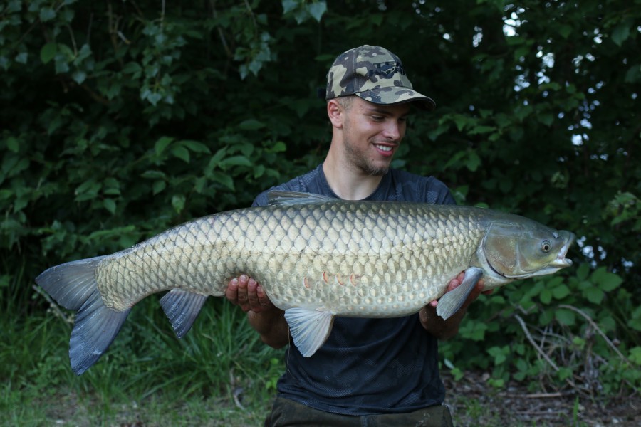Check this Grassy out, at 32lb its safe to say Jason was beaten up :D ..........