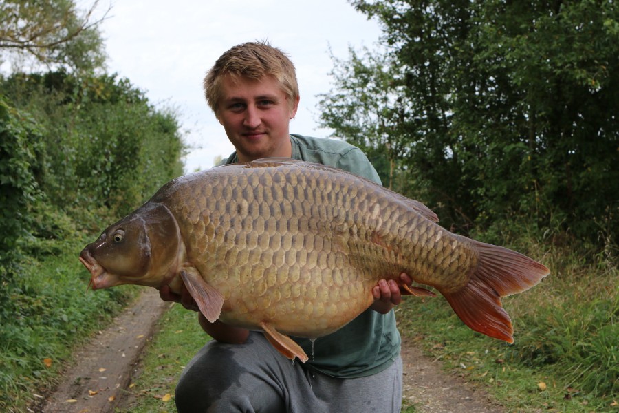 Beast of a common known as "The Tish" at 45lb 4oz for Jamie Vant-Harrison.
