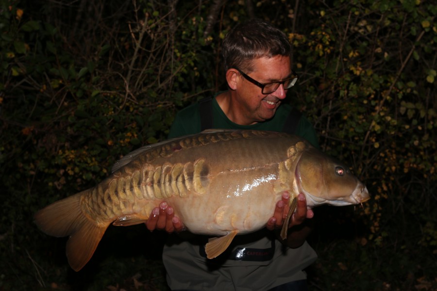 Jon Parker with The Half Lin at 30lb 7oz from Decoy