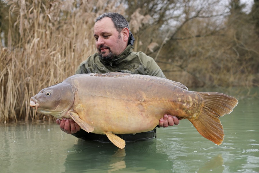 Steve with ' Andromeda ' 42lb.