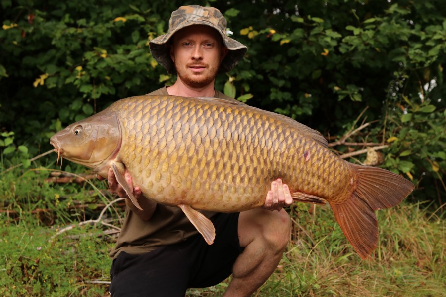 Jason with Miss Daisy at 42lb