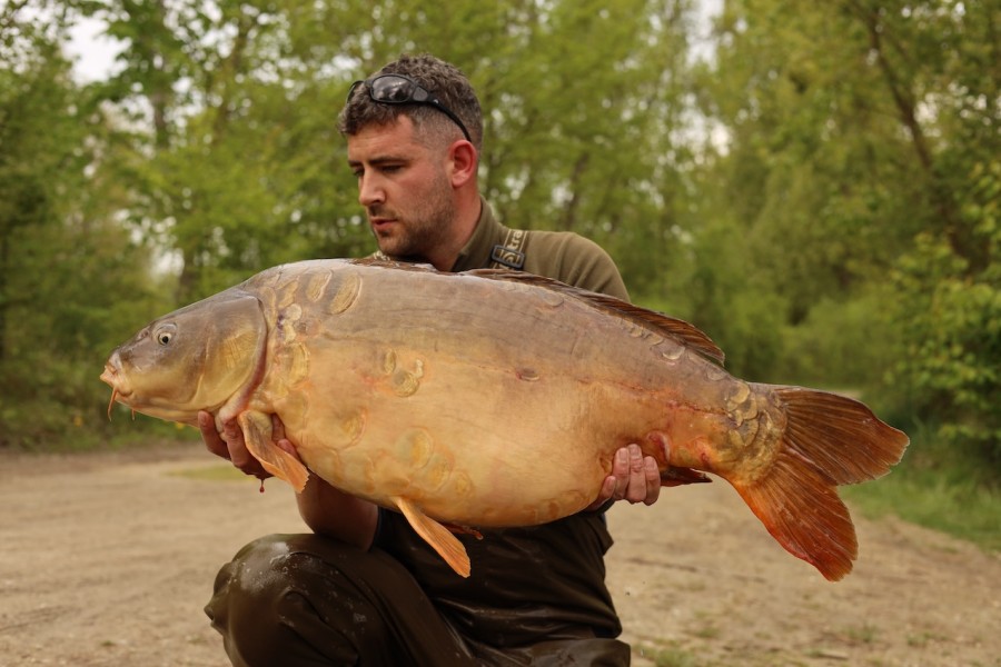 Big Scale at 44lb for Joe in TP1