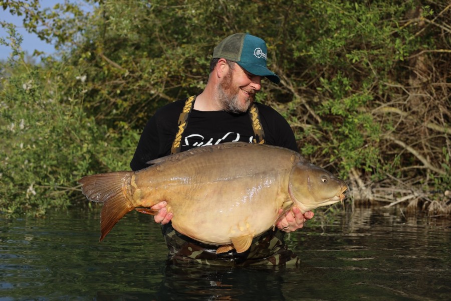 Almost a 50, 49lb 2oz for Stewart in TP2