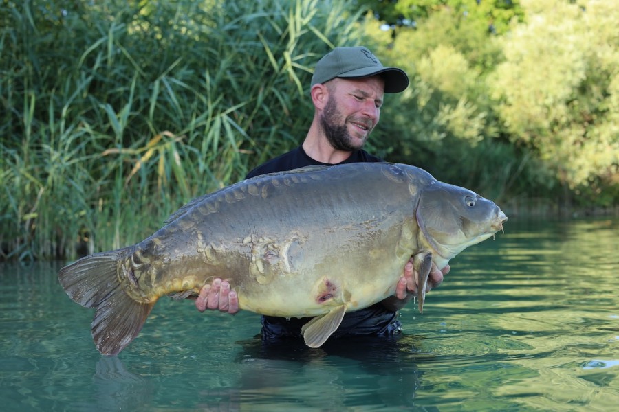 Quaver at 48lb 6oz made up the brace