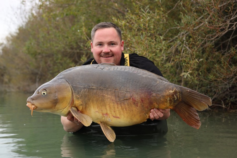 Phil Macrackin 46lb 4oz from Shingles