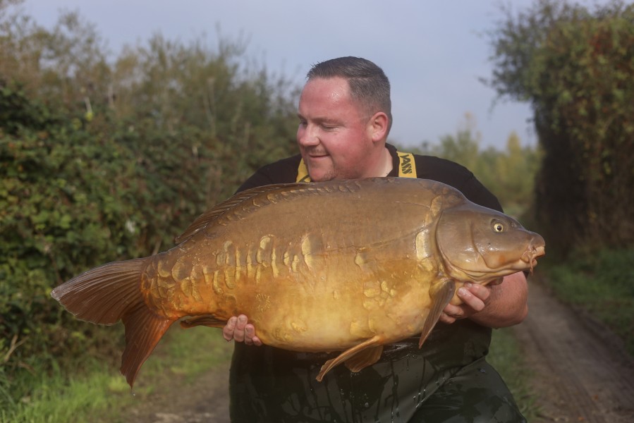 Brad with Mr Miyagi 41lb 2oz